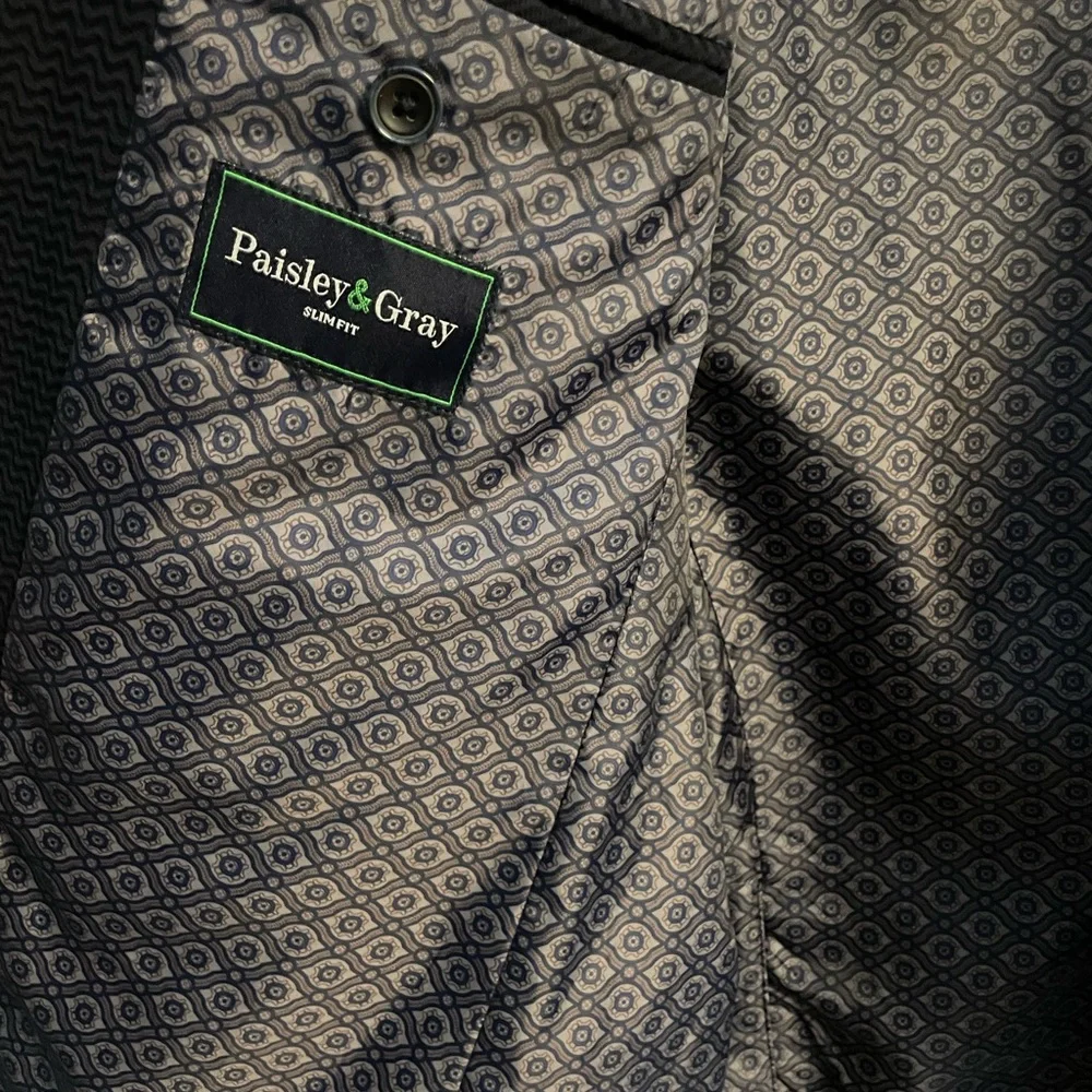 Paisley & Gray stylish paisley